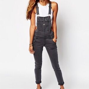 Abercrombie & Fitch Grey Denim Overalls skinny‎